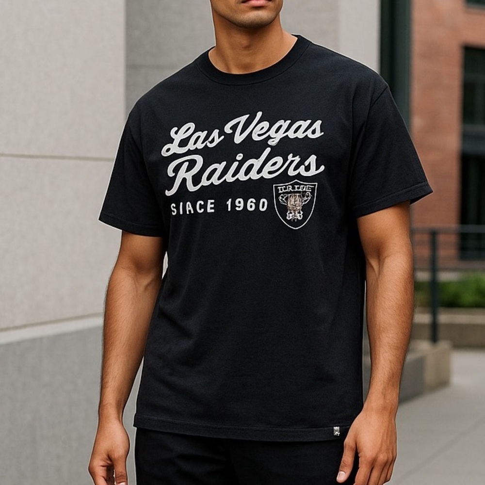 47 Raiders Las Vegas NFL distressed dusted Black T-Shirt men’s size‎ large